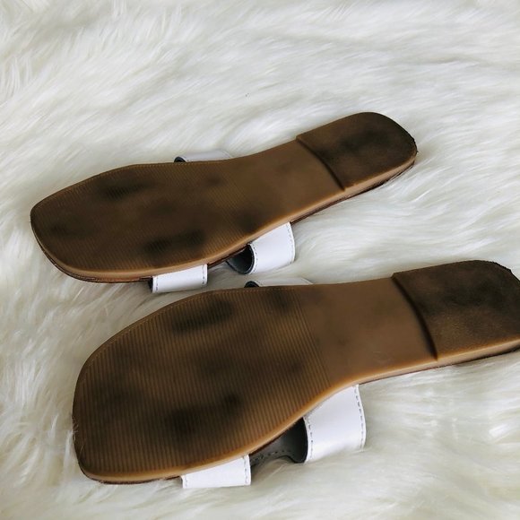 Steve Madden Greece White Flat Sandals Size 8 - Picture 6 of 6